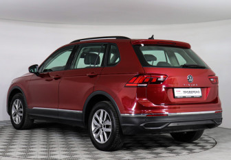 Подержанный автомобиль Volkswagen Tiguan 2021 года (7 фото)