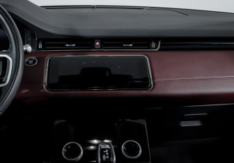 Подержанный автомобиль Land Rover Range Rover Evoque 2022 года (13 фото)