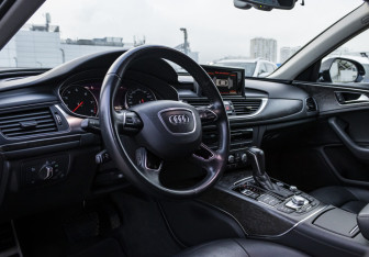 Подержанный автомобиль Audi A6 Sedan 2017 года (16 фото)