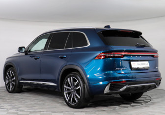 Подержанный автомобиль Geely Monjaro 2024 года (7 фото)