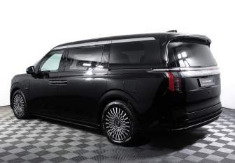 Подержанный автомобиль Zeekr 009 2023 года (7 фото)