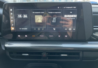 Подержанный автомобиль Haval H3 2024 года (15 фото)