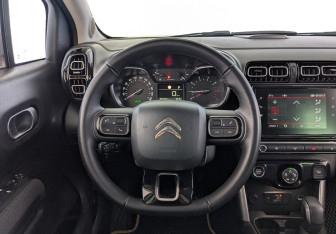 Подержанный автомобиль Citroen C3 Aircross 2020 года (23 фото)