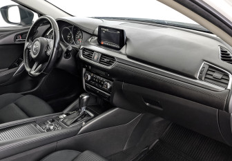 Подержанный автомобиль Mazda 6 Sedan 2018 года (13 фото)