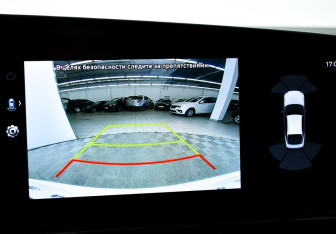 Подержанный автомобиль Hyundai Elantra Sedan 2020 года (10 фото)