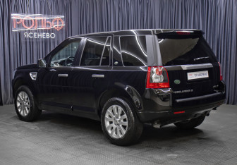 Подержанный автомобиль Land Rover Freelander 2010 года (7 фото)