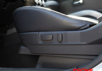 Подержанный автомобиль Mitsubishi Outlander 2011 года (19 фото)