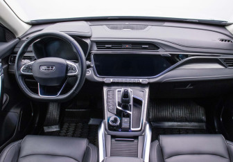 Подержанный автомобиль Geely Atlas Pro 2022 года (13 фото)