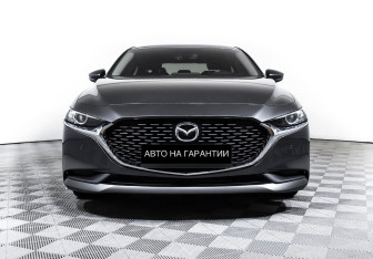 Подержанный автомобиль Mazda 3 Sedan 2019 года (2 фото)