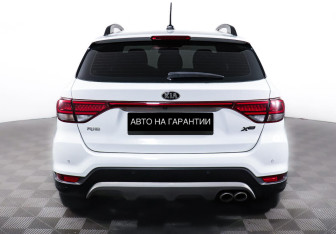 Подержанный автомобиль Kia Rio Hatchback 2018 года (6 фото)