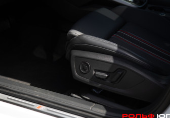 Подержанный автомобиль Audi A3 Sedan 2022 года (23 фото)
