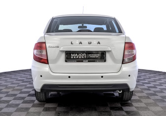 Подержанный автомобиль LADA (ВАЗ) Granta Sedan 2023 года (6 фото)