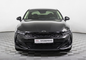 Подержанный автомобиль Kia K5 2020 года (2 фото)