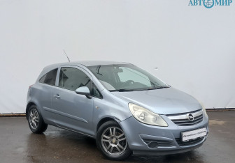 Подержанный автомобиль Opel Corsa 2007 года (3 фото)