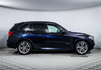 Подержанный автомобиль BMW X5 2015 года (4 фото)
