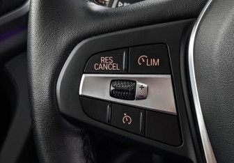 Подержанный автомобиль BMW X3 2020 года (27 фото)