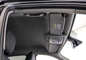 Подержанный автомобиль BMW X1 2018 года (23 фото)