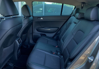 Подержанный автомобиль Kia Sportage 2017 года (16 фото)