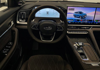 Подержанный автомобиль Geely Monjaro 2026 года (24 фото)