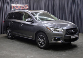 Подержанный автомобиль Infiniti QX60 2019 года (3 фото)