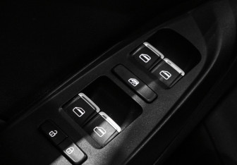 Подержанный автомобиль Kaiyi E5 2023 года (19 фото)