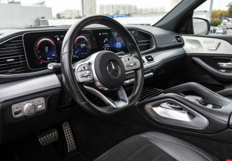Подержанный автомобиль Mercedes-Benz GLE 2019 года (9 фото)