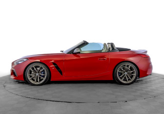 Подержанный автомобиль BMW Z4 Roadster 2021 года (16 фото)