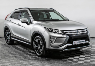 Подержанный автомобиль Mitsubishi Eclipse Cross 2019 года (3 фото)
