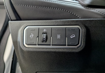 Подержанный автомобиль Haval F7 2021 года (25 фото)