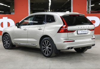 Подержанный автомобиль Volvo XC60 2018 года (7 фото)