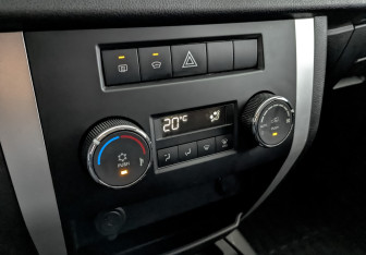 Подержанный автомобиль УАЗ Patriot 2024 года (21 фото)