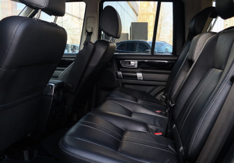Подержанный автомобиль Land Rover Discovery 2014 года (9 фото)
