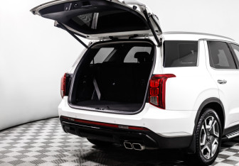 Подержанный автомобиль Hyundai Palisade 2022 года (19 фото)