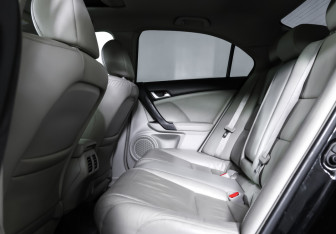 Подержанный автомобиль Honda Accord Sedan 2010 года (12 фото)