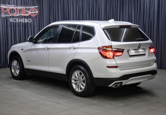 Подержанный автомобиль BMW X3 2016 года (7 фото)