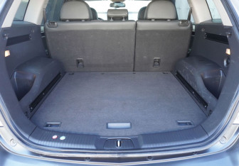 Подержанный автомобиль Opel Antara 2008 года (9 фото)