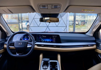 Подержанный автомобиль Changan Hunter Plus 2023 года (11 фото)