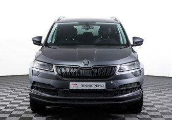 Подержанный автомобиль Skoda Karoq 2021 года (2 фото)