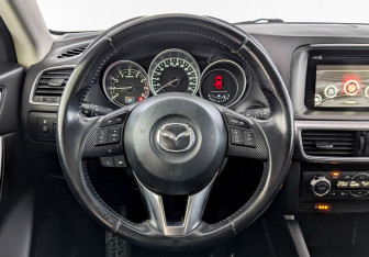 Подержанный автомобиль Mazda CX-5 2016 года (21 фото)