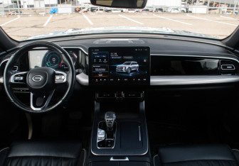 Подержанный автомобиль GAC GS8 2024 года (12 фото)