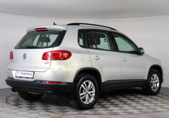 Подержанный автомобиль Volkswagen Tiguan 2015 года (5 фото)