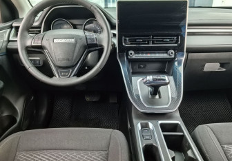 Подержанный автомобиль Haval M6 2023 года (14 фото)