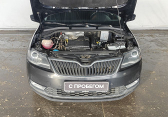 Подержанный автомобиль Skoda Rapid Liftback 2019 года (16 фото)