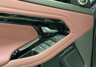 Новый Land Rover Range Rover Evoque 2025 (13 фото)