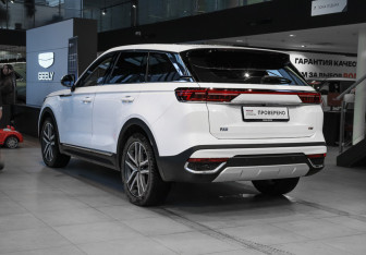 Подержанный автомобиль FAW Bestune T99 2022 года (6 фото)