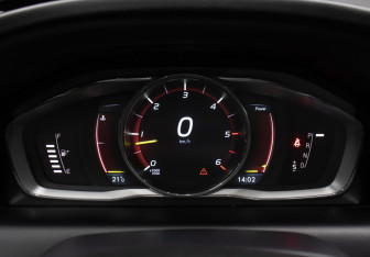 Подержанный автомобиль Volvo XC60 2014 года (13 фото)