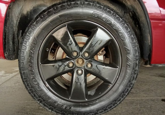 Подержанный автомобиль Suzuki Grand Vitara 2012 года (16 фото)