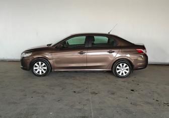 Подержанный автомобиль Peugeot 301 2014 года (8 фото)