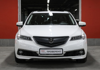 Подержанный автомобиль Acura TLX 2014 года (2 фото)