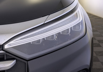 Подержанный автомобиль Exeed VX 2022 года (11 фото)